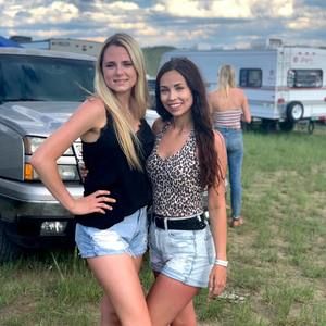 Meet your Posher, Rhiannon